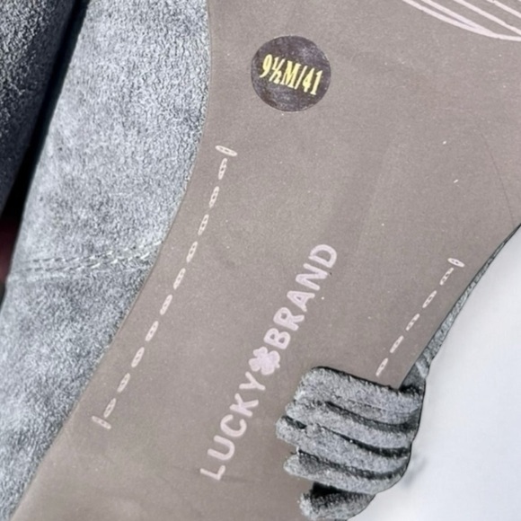 🌻NEW w/box Lucky Brand Zakina Storm Oiled Gray Fringe Detailed Booties Size 9.5 - Picture 7 of 11